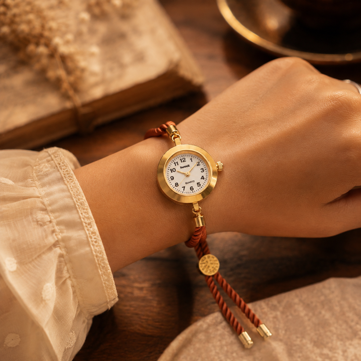 Anti-Tarnish Gold Plated Dial Vintage Rope Bracelet Watch