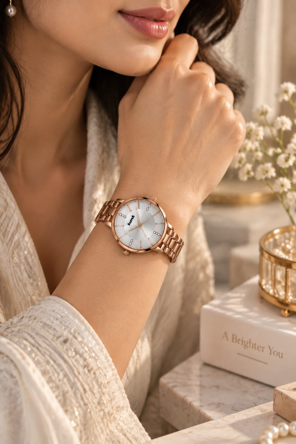 Rose Gold White Dial Elegant Bracelet Watch for Women